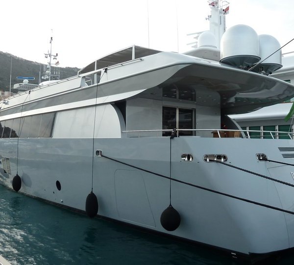 Yacht BLUE ICE, Baglietto CHARTERWORLD Luxury Superyacht Charters